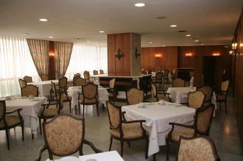 Mir Octavio Hotel Алхесирас Ресторант снимка